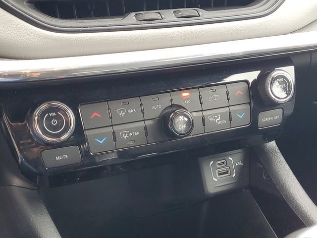 Used 2024 Jeep Compass Limited AWD/4WD image 23