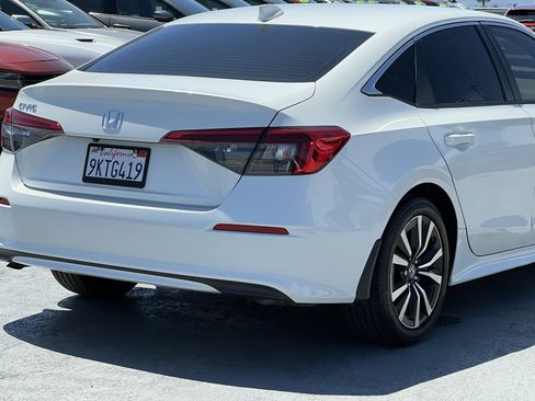 Used 2024 Honda Civic EX image 8