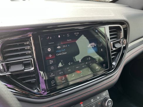 Used 2025 Dodge Durango GT image 22