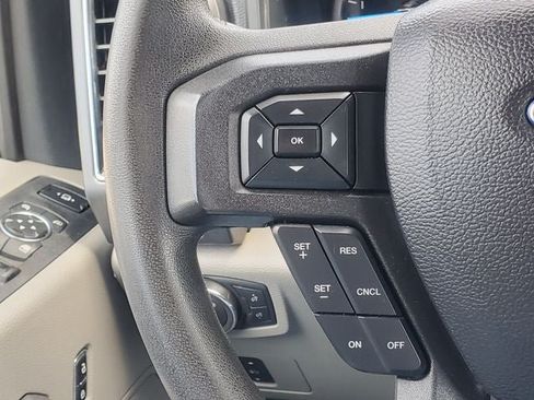 Used 2019 Ford F250 XLT w/ XLT Premium Package AWD/4WD image 12