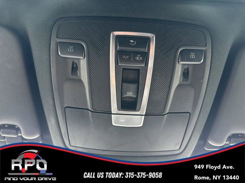 Used 2017 Mercedes-Benz GLS 450 4MATIC image 37