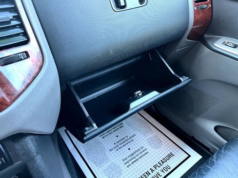 Used 2006 Mitsubishi Montero Limited image 36