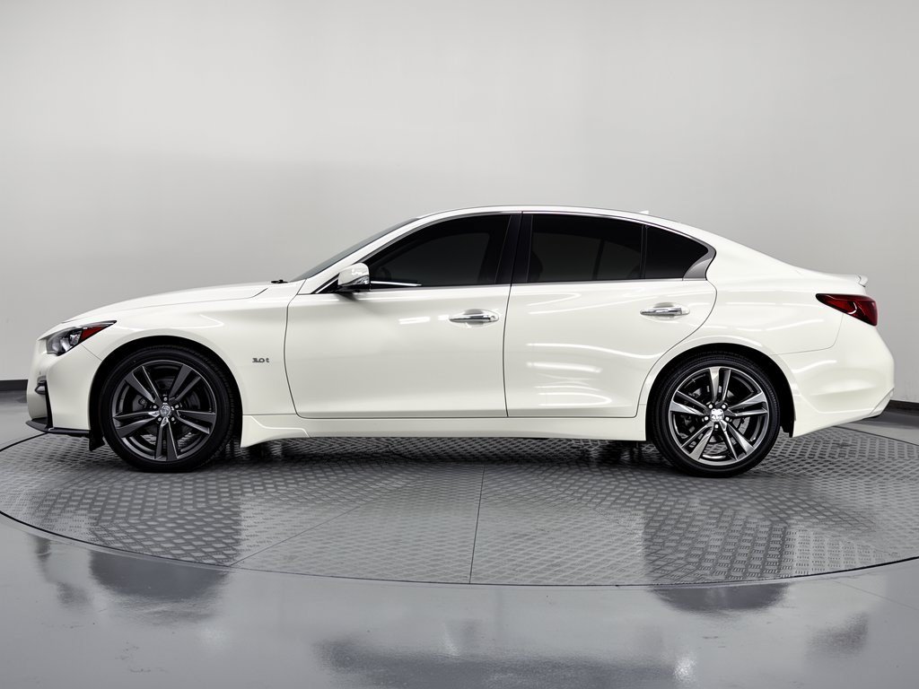 Used 2019 INFINITI Q50 Signature Edition w/ Cargo Package (L96) AWD/4WD image 2