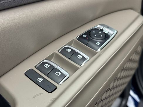 New 2026 Kia Carnival EX image 16