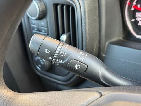 Certified 2022 Chevrolet Silverado 1500 Custom Trail Boss w/ Safety Confidence Package image 25