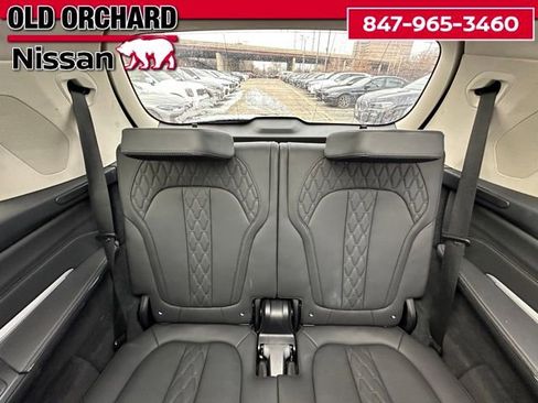 Used 2024 BMW X7 xDrive40i image 14