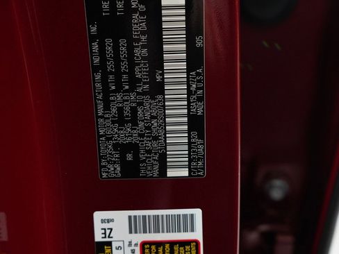 Used 2024 Toyota Grand Highlander Platinum image 28