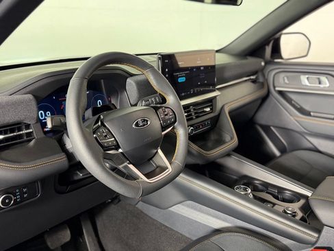 Used 2026 Ford Explorer Tremor AWD/4WD image 18