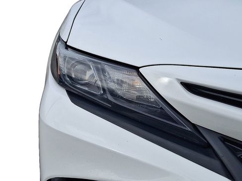 Used 2022 Toyota Camry SE AWD/4WD image 10