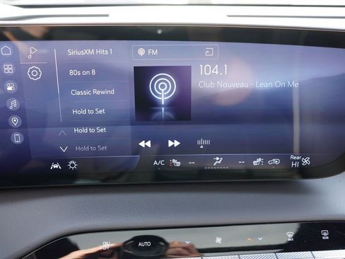 Certified 2025 Buick Enclave Avenir w/ Super Cruise Package image 30