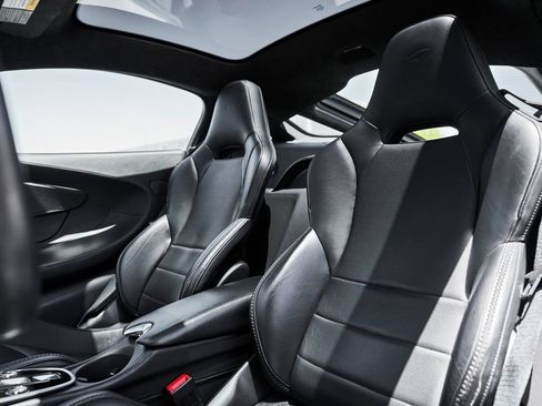 Used 2023 McLaren GT RWD image 44