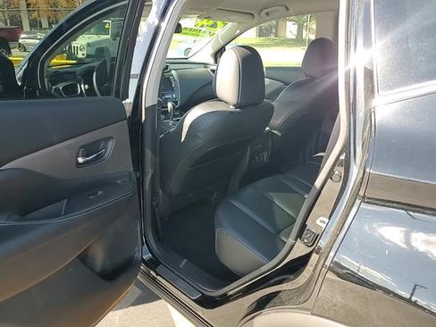Used 2024 Nissan Murano SV w/ SV Midnight Edition Package image 27