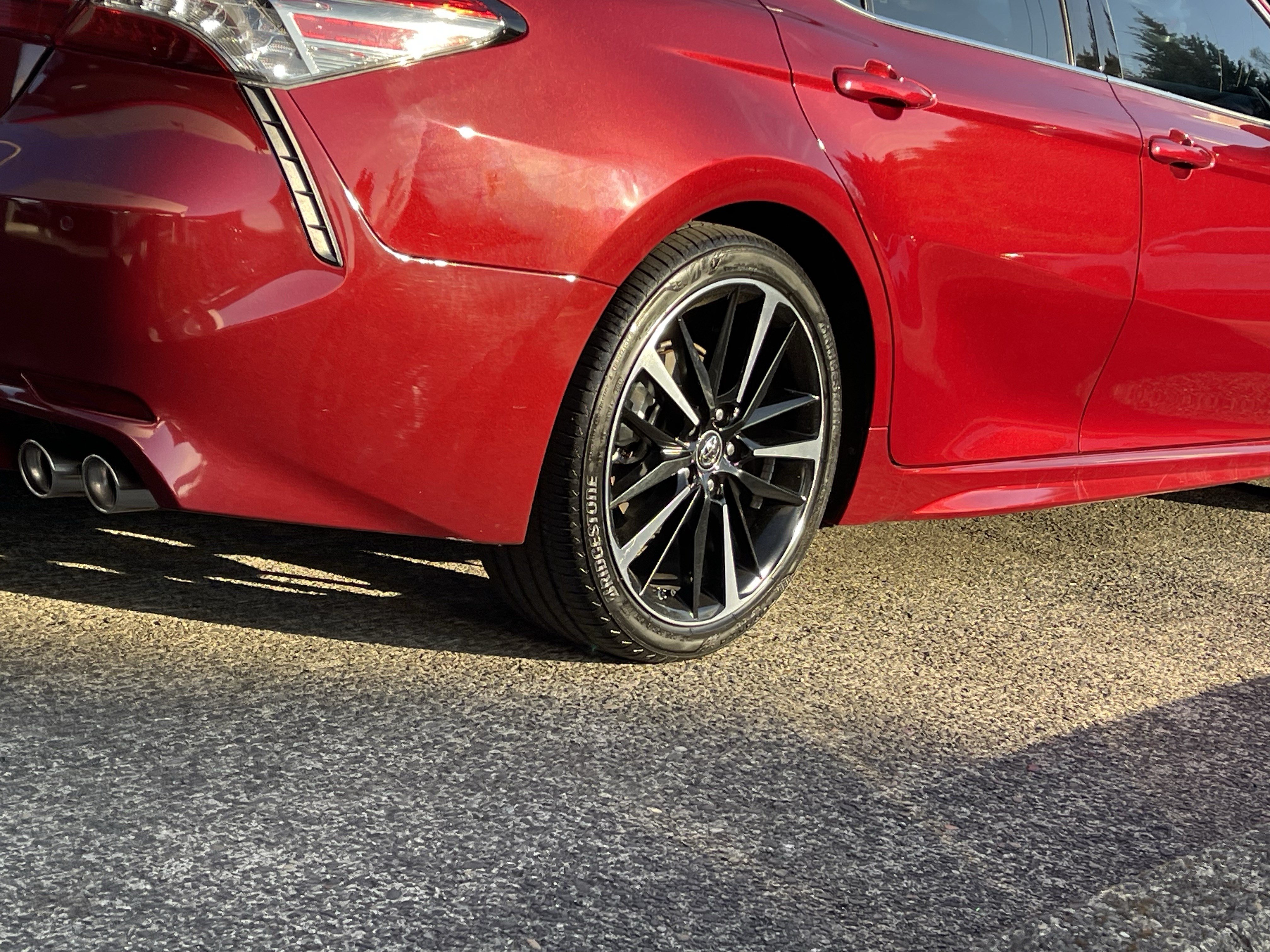 Used 2018 Toyota Camry XSE FWD image 8