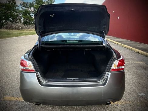 Used 2015 Nissan Altima 2.5 SV image 24