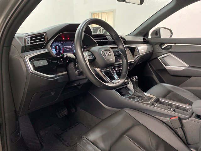 Used 2024 Audi Q3 2.0T Premium w/ Convenience Package AWD/4WD image 67