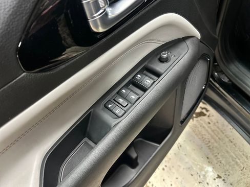 Certified 2025 Jeep Compass Limited AWD/4WD image 16