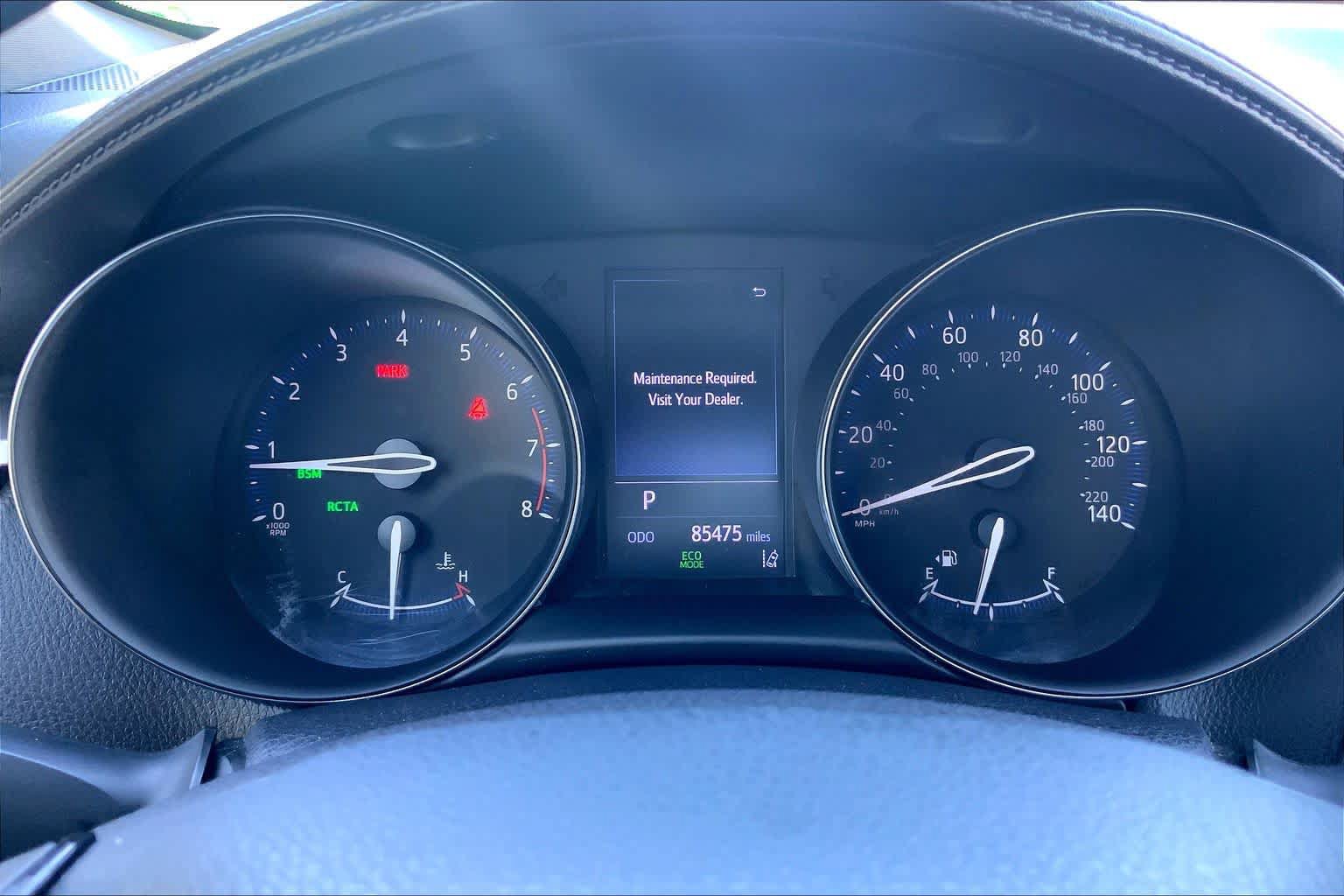 Used 2019 Toyota C-HR XLE FWD image 25