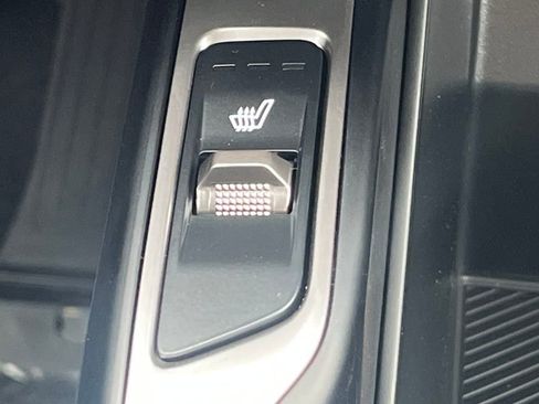 New 2025 Kia Sorento X-Line EX image 32