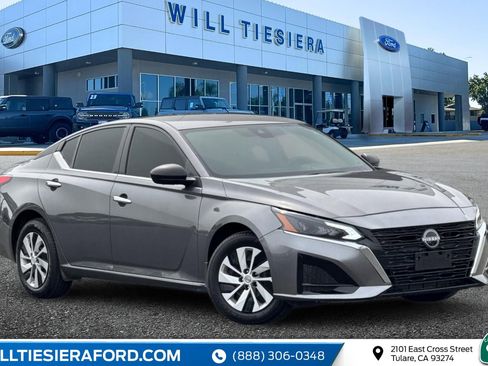 Used 2025 Nissan Altima 2.5 S image 1