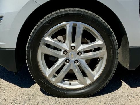 Used 2019 Chevrolet Equinox Premier AWD/4WD image 14