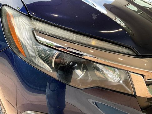 Used 2020 Honda Pilot EX image 30