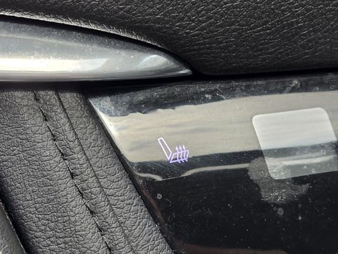 Used 2019 Cadillac XT5 Luxury image 18