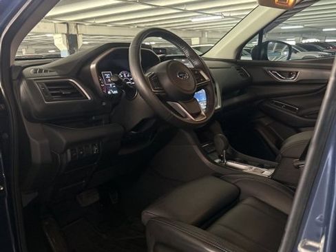 Used 2024 Subaru Ascent Limited image 9