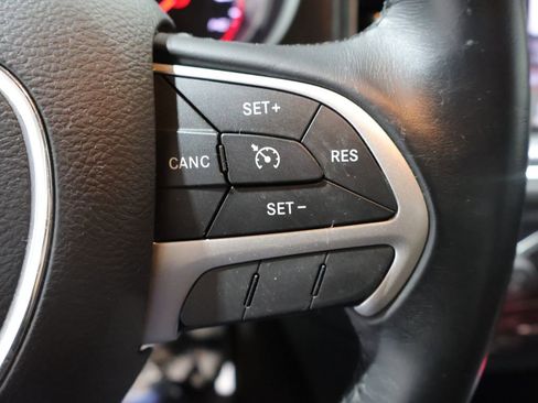 Used 2016 Dodge Charger SXT AWD/4WD image 33