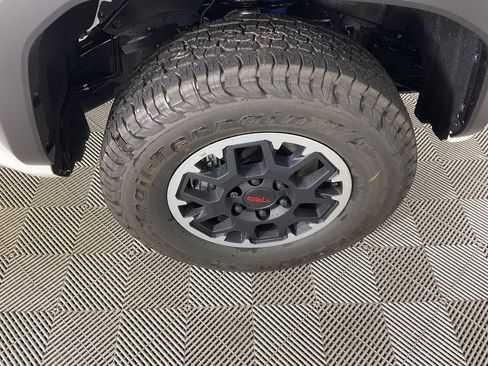 New 2026 Toyota Tacoma TRD Off-Road AWD/4WD image 10