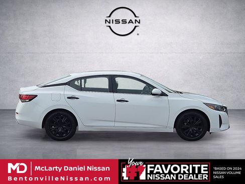 Used 2024 Nissan Sentra S FWD image 6