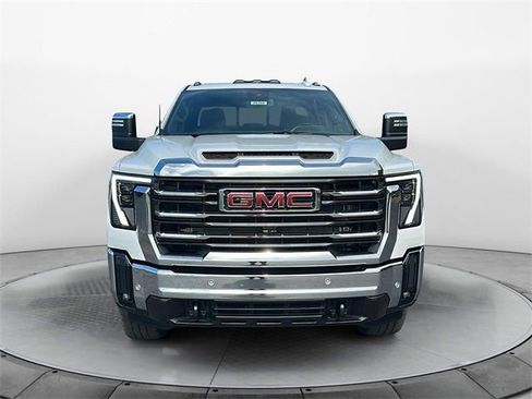 New 2025 GMC Sierra 3500 SLT w/ SLT Premium Package image 2