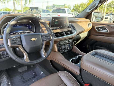 Used 2024 Chevrolet Tahoe High Country AWD/4WD image 18