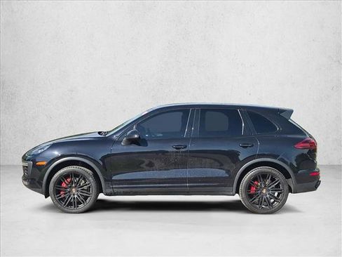 Used 2018 Porsche Cayenne Turbo AWD/4WD image 9