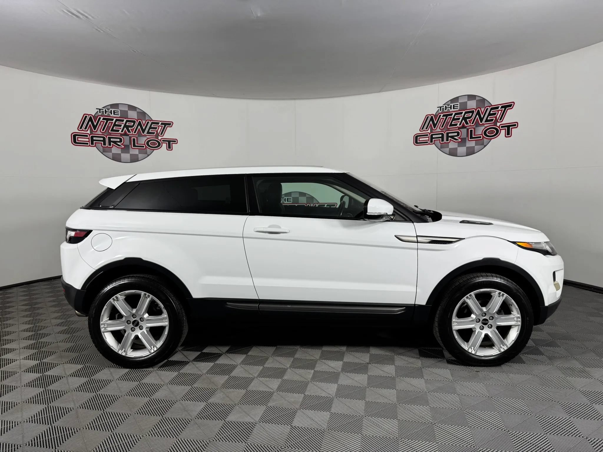 Used 2012 Land Rover Range Rover Evoque Pure Plus AWD/4WD image 8