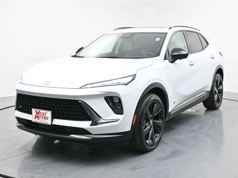 New 2025 Buick Envision Sport Touring image 2