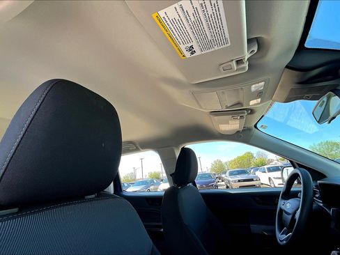Used 2023 Ford Maverick XL FWD image 29