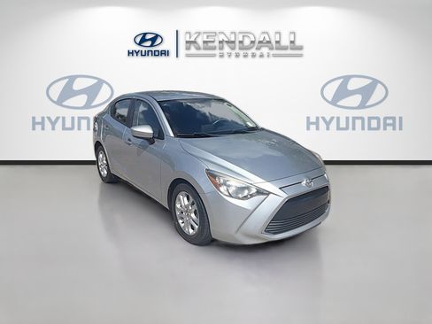 Used 2018 Toyota Yaris iA FWD image 1