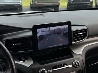 Used 2020 Ford Explorer XLT w/ Equipment Group 202A AWD/4WD video 3