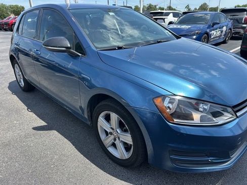 Used 2015 Volkswagen Golf TDI S FWD image 1