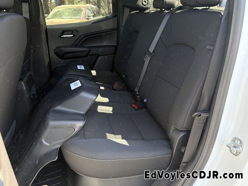 Used 2025 GMC Canyon Elevation image 24