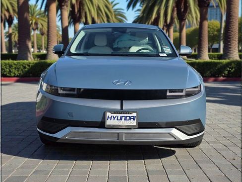 Certified 2022 Hyundai Ioniq 5 SEL w/ Cargo Package image 3