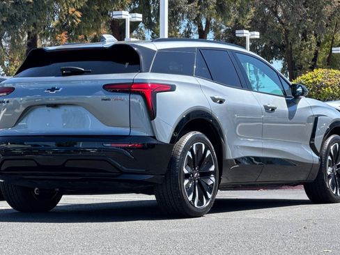Used 2024 Chevrolet Blazer EV RS image 5