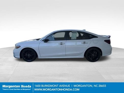 Used 2025 Honda Civic Sport image 5