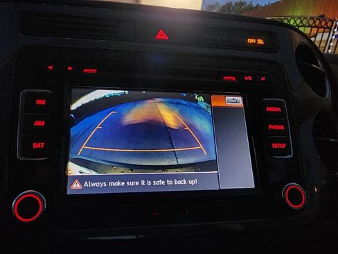 Used 2015 Volkswagen Tiguan S FWD image 34