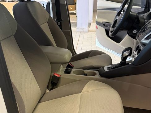Used 2014 Ford Focus SE image 17