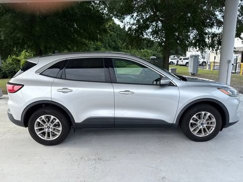 Used 2020 Ford Escape SE AWD/4WD image 2
