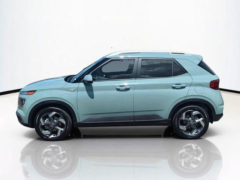 New 2026 Hyundai Venue SEL FWD image 8