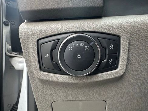 Used 2022 Ford F250 XL w/ Power Equipment Group image 17