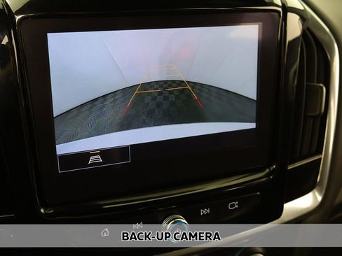 Used 2023 Chevrolet Traverse LT w/ LPO, Floor Liner Package image 6