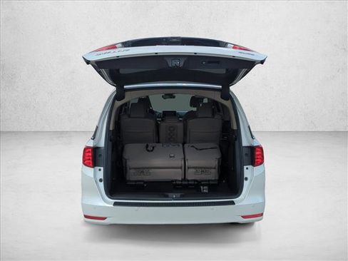 Used 2023 Honda Odyssey Elite image 9